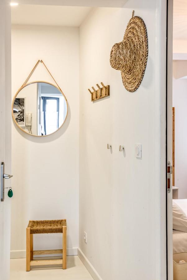 Les Gites De Laure - L'Or Blanc, Appartement Avec Vue Sur Le Chateau, Climatisation, Netflix, A 160 M De La Cite Medievale Carcassonne Bagian luar foto