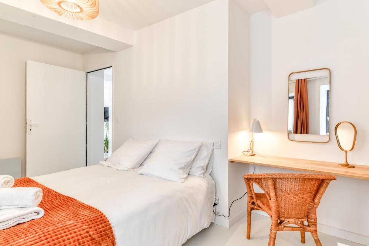 Les Gites De Laure - L'Or Blanc, Appartement Avec Vue Sur Le Chateau, Climatisation, Netflix, A 160 M De La Cite Medievale Carcassonne Bagian luar foto
